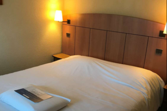Kyriad Tarbes Odos - photo 1