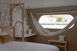 LA PÉNICHE 