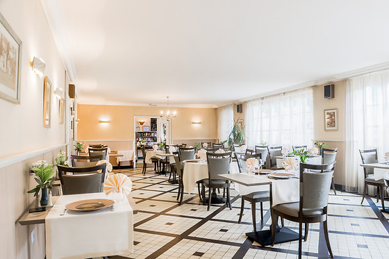 Hôtel Restaurant du Pont Neuf - photo 9