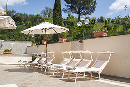 HOTEL LA COLONNA SIENA SRL