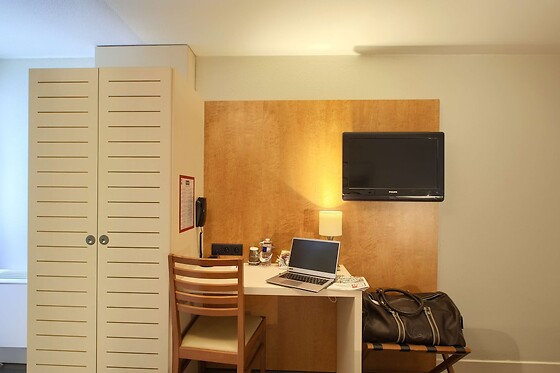 Online Booking EPS - photo 0