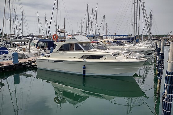 Boat and Holiday - photo 0