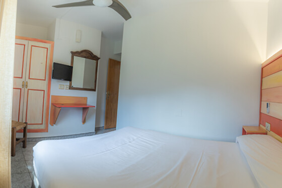 HOSTAL RIO ARA - photo 11