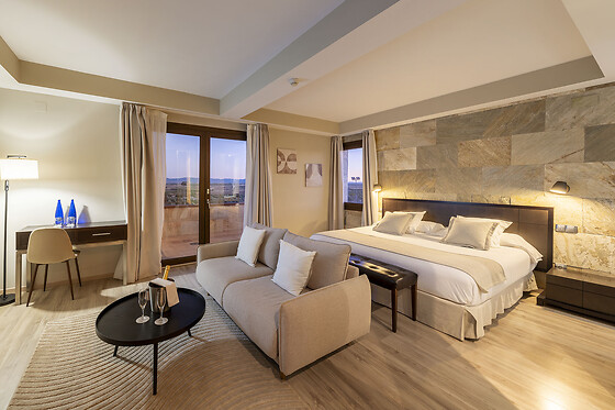HOTEL SPA VILLA NAZULES - photo 2