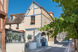 Séjour spa gourmand pour 2 à l'Hôtel Aux Vieux Remparts, The Originals Relais*** à Provins (77)