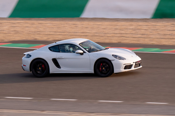 Découverte Porsche Cayman S 718 (5 tours) sur le Circuit du Bourbonnais (03)