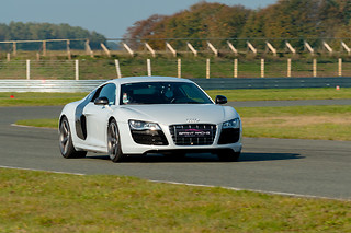 Découverte Audi R8 V10 (8 tours) sur le Circuit de Lohéac (35)