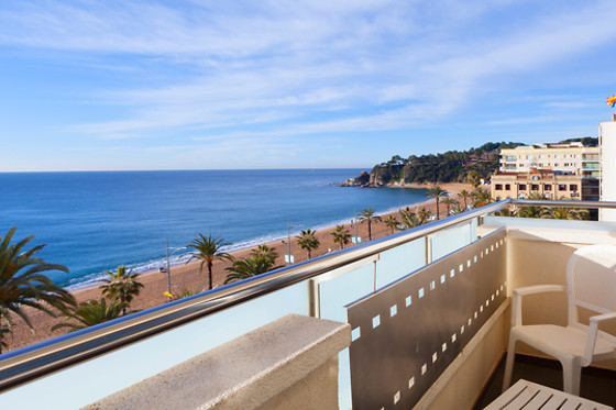 HOTEL URH EXCELSIOR - photo 6