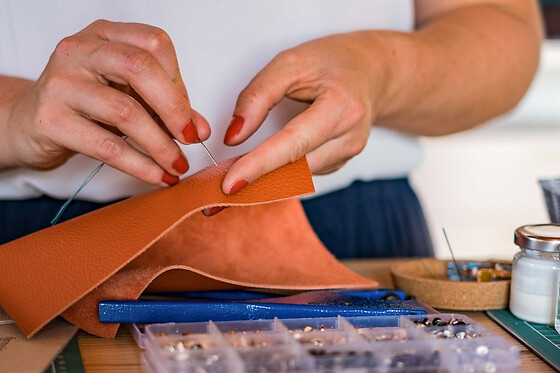 Atelier tote-bag en cuir à Annecy (74)