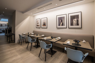 Un repas et une place de spectacle pour 2 personnes à La Scène Thélème à Paris (75017)