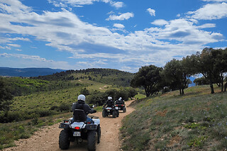 Randonnée oenotouristique en quad près de Montpellier