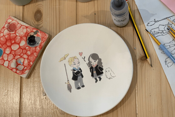Atelier parent / enfant peinture sur céramique à Paris 17ème