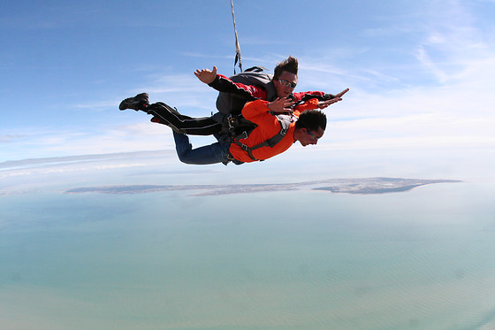 Saut en parachute en tandem - Mike Air Parachutisme - La Roche-sur-Yon (85)