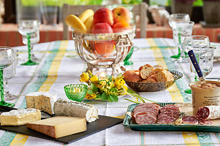 Séjour Gourmand pour 2 chez La Roche Goupille à Fresnay-sur-Sarthe (72)