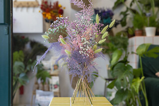 Atelier création d'un bouquet de fleurs à Paris 11ème