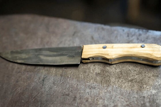 Atelier création d'un couteau avec manche en bois à Amboise (37)