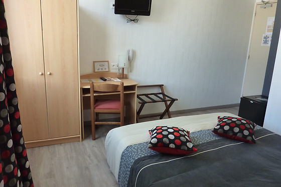 Hôtel de la Vallée - photo 1