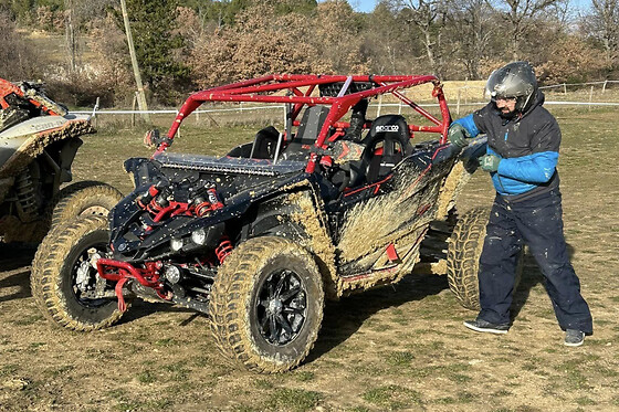 Randonnée en Buggy à Mezel (04)
