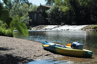 Descente immersion la belle saison en kayak pour 3 - Ceze Canoës - Goudargues (30)