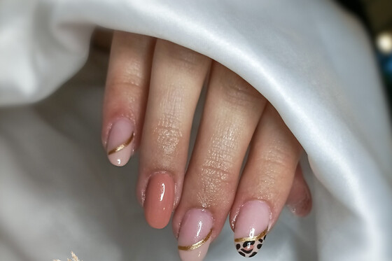 Les ongles de AD - photo 0