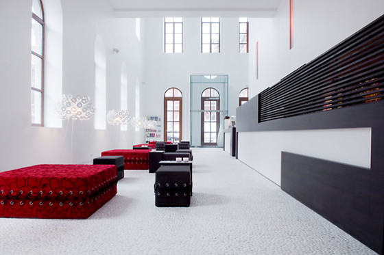 Eburon Hotel - Different Hotels - photo 3