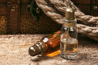 Massage du corps aux huiles aromatiques chez Ayada Spa à Paris (75)