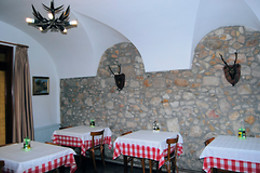 HOSTAL FABRELLAS