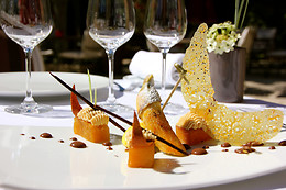 LE VALLON DE VALRUGUES HOTEL SPA & VILLAS.