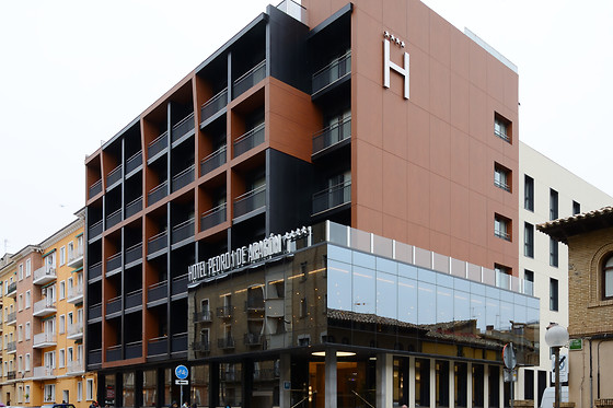 HOTEL PEDRO I DE ARAGON - photo 1