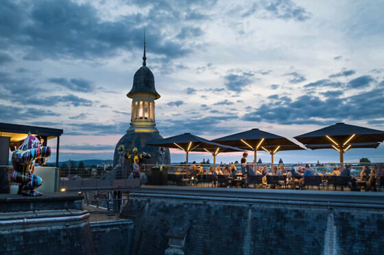 Accès à l'espace détente, massage du corps et soin du visage à l'Hôtel & Spa Panorama 360 à Mâcon (71)