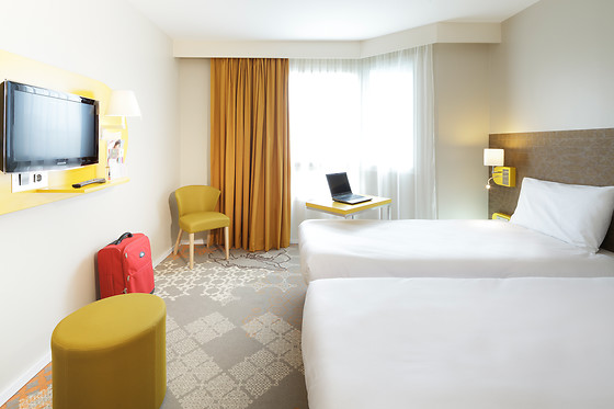 Ibis Styles Tours Centre - photo 1
