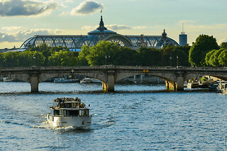 Croisière guidée sur la Seine par Les Vedettes de Paris - Enfant - Sans option