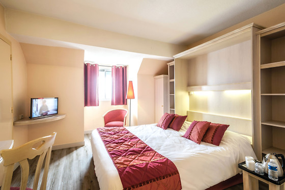 Hotel The Originals Bourges Le Berry - photo 3