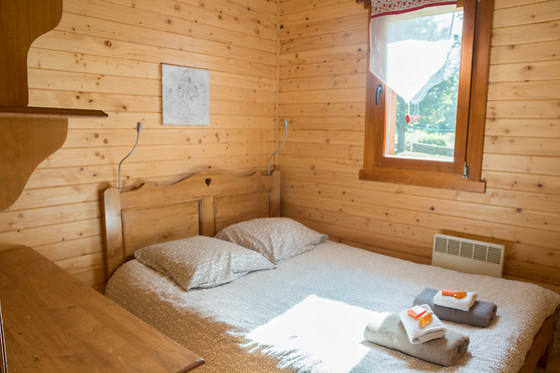 Une nuit pour 2 au camping Les Cariamas à Châteauroux-les-Alpes (05)