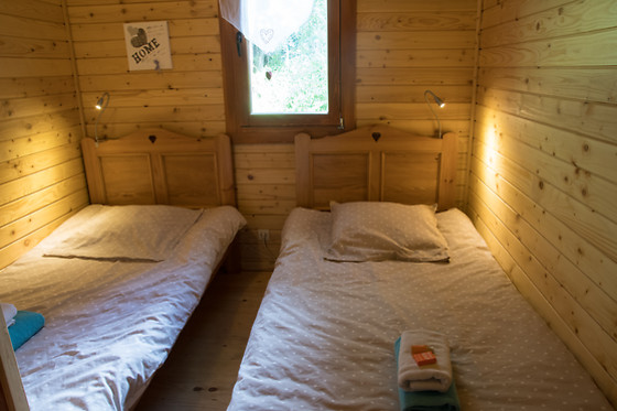 Une nuit pour 2 au camping Les Cariamas à Châteauroux-les-Alpes (05)
