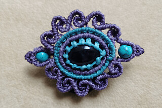 Atelier création bijoux micro-macramé proche de Lyon (69)