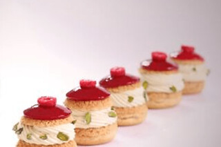 Cours de pâtisserie en anglais "Pâte à choux" à l'Ecole Ducasse