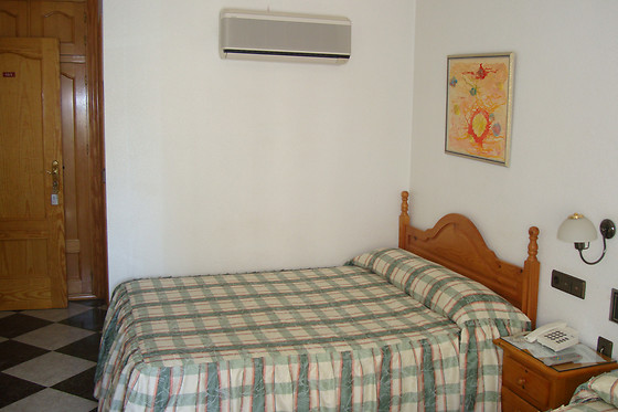 HOTEL GUILLERMO II - photo 2