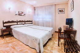 HOTEL CASTELLANO I