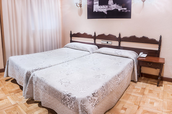 HOTEL CASTELLANO I - photo 4
