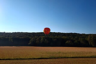 Un vol en montgolfière et un apéritif pour deux - Ptiote vadrouille - Lapalisse (71)