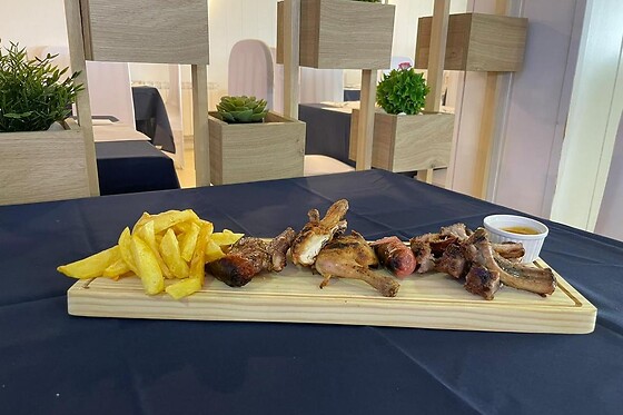 RESTAURANTE LA GAMELA - photo 3