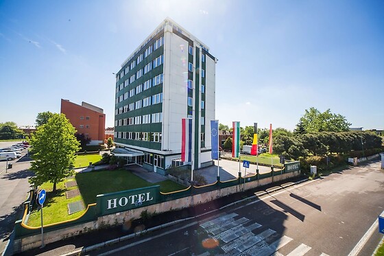 Online Booking EPS - photo 0