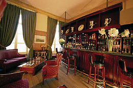 Domaine et Golf de Vaugouard****