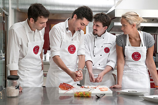 Cours de cuisine pour 2 à L'atelier des Chefs à Toulouse (31)