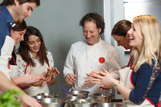Cours de cuisine pour 2 à L'atelier des Chefs à Lyon (69)