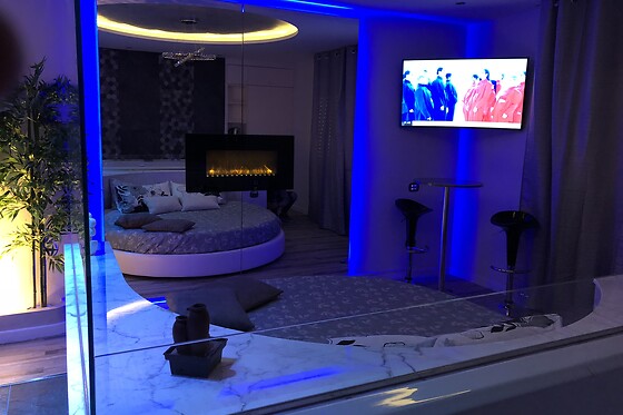 Luxury Spa Suite - photo 1