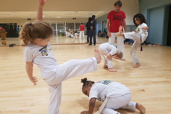 CAPOEIRA NO CORPO - photo 2