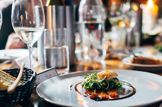 Dîner oenologique accords mets & vins à Lyon (69) - Offre solo