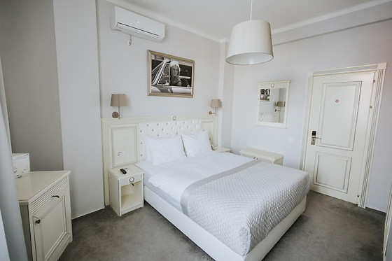 Cherie Hotel Boutique & Restaurant - photo 0